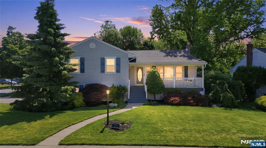 Homes for sale in Oradell, NJ | 164 Gordon Ct, Oradell, NJ 07649 | MLS# 26020404