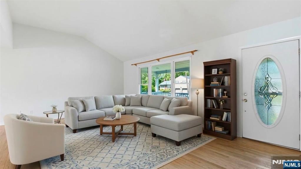 Homes for sale in Oradell, NJ | 164 Gordon Ct, Oradell, NJ 07649 | MLS# 26020404