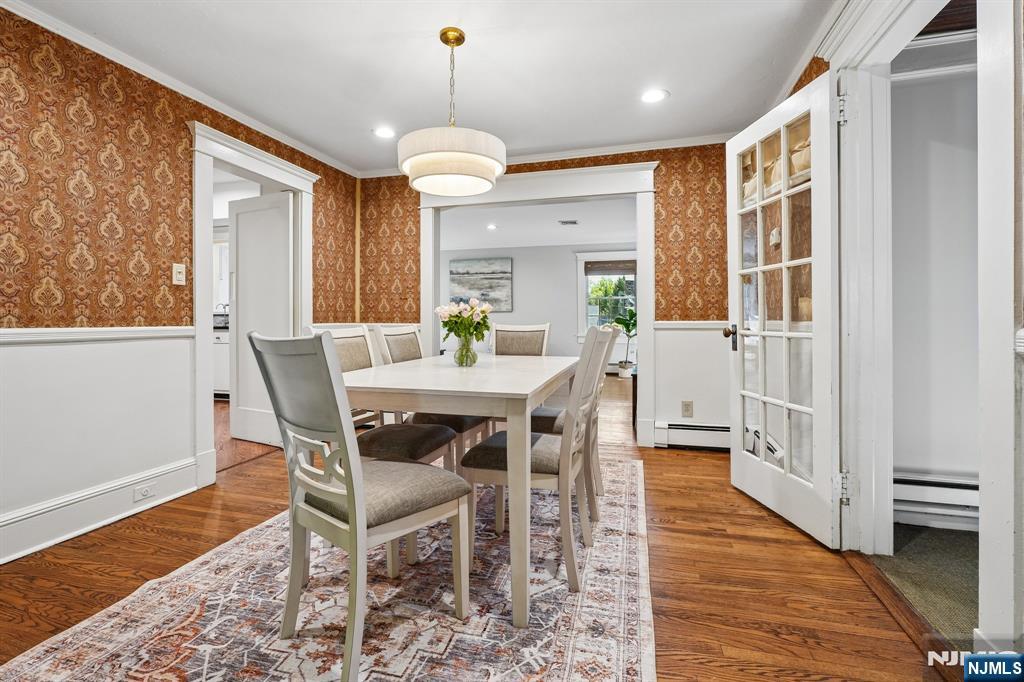 Formal Dining