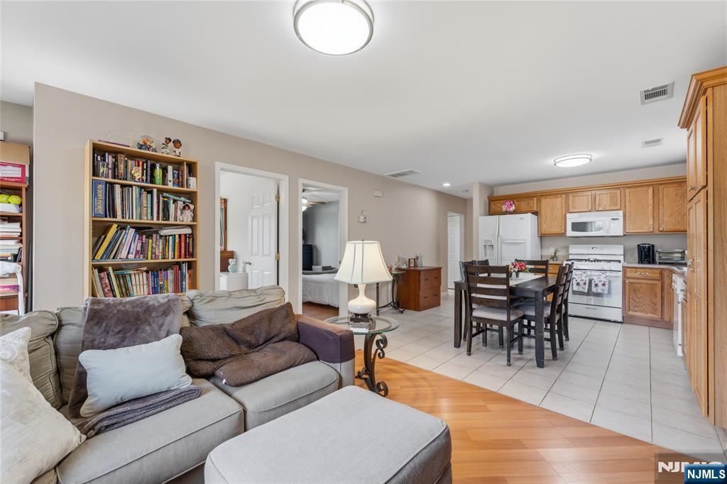 88 Avenue A