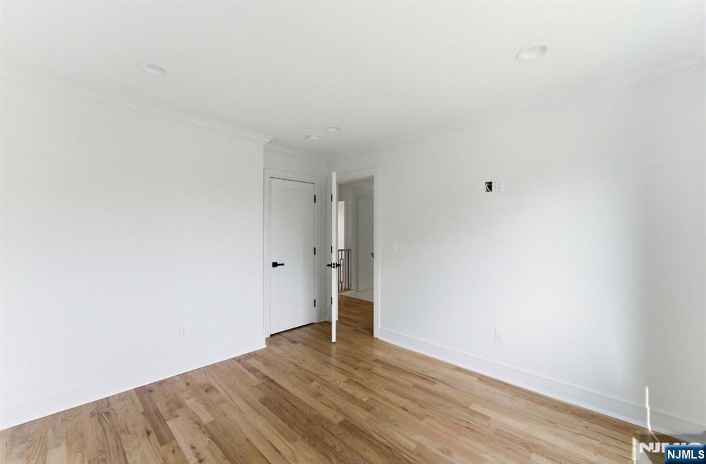 95 Huron Avenue — photo 26