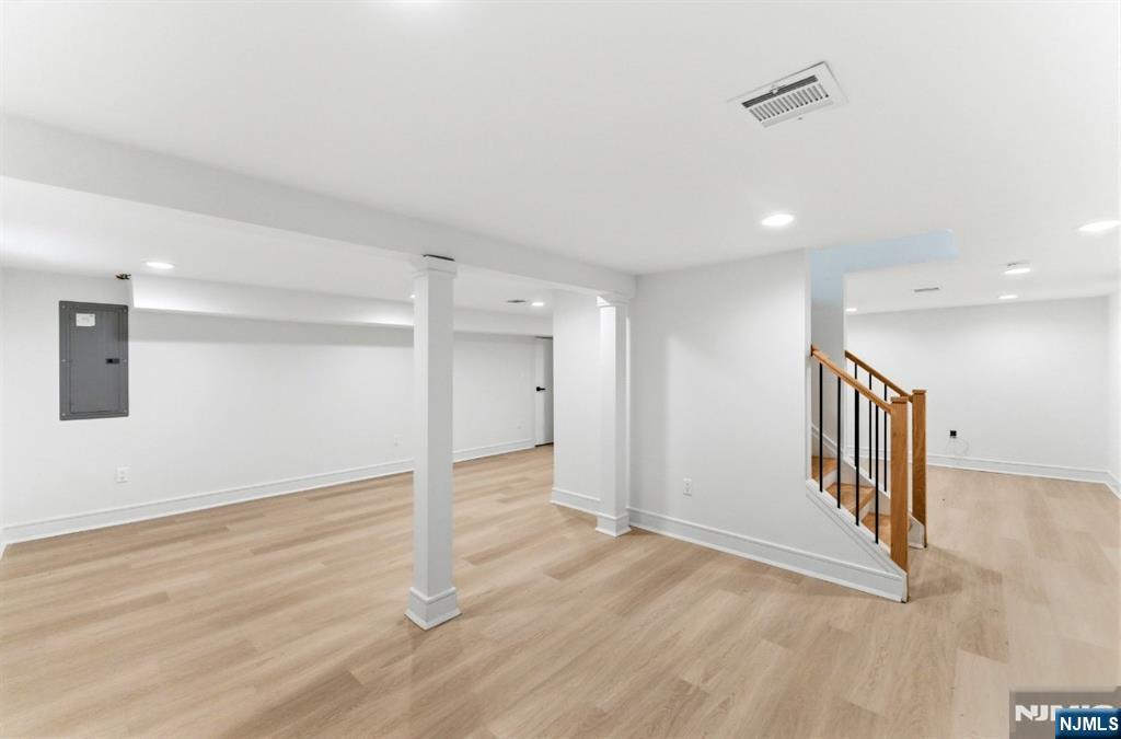 95 Huron Avenue — photo 37