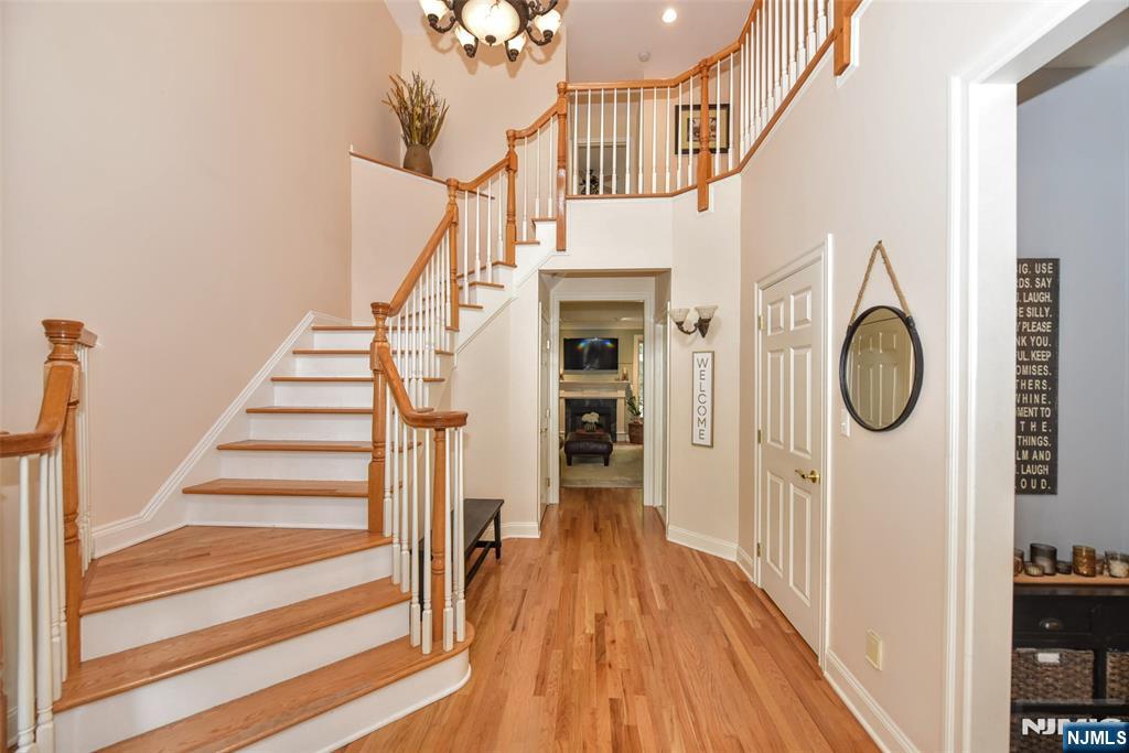 804 Fieldstone Terrace - Photo 4