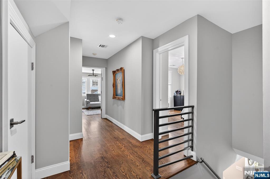 577 Grenville Avenue, Teaneck, NJ 07666 Listing Photo  18