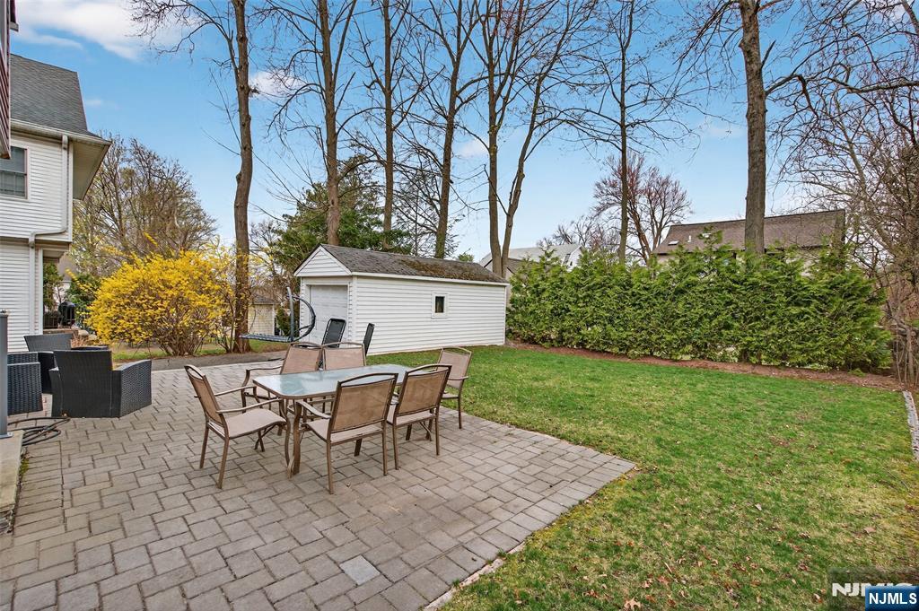 577 Grenville Avenue, Teaneck, NJ 07666 Listing Photo  32