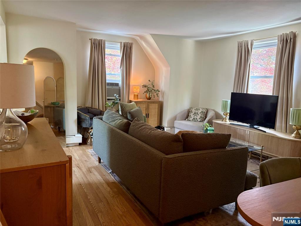 350 Gilbert Street 2 - Photo 4