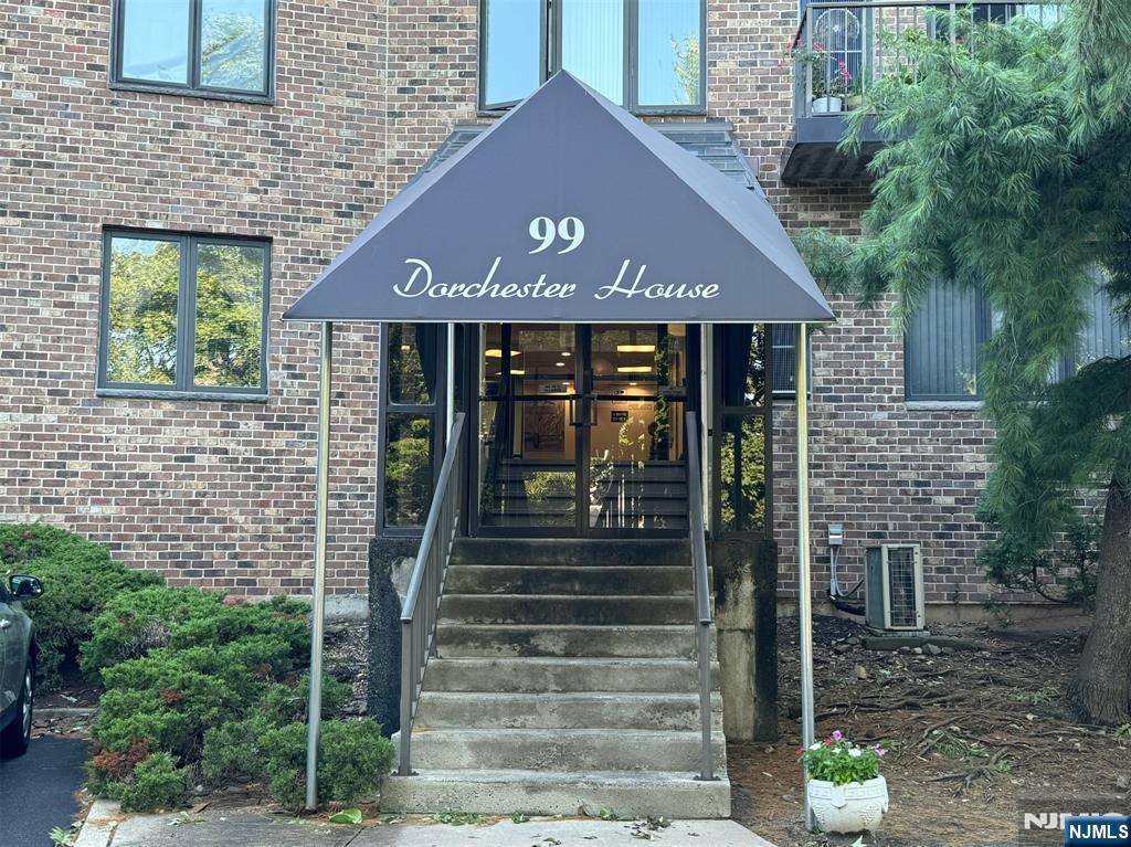 99 Teaneck Road 305 - Photo 1