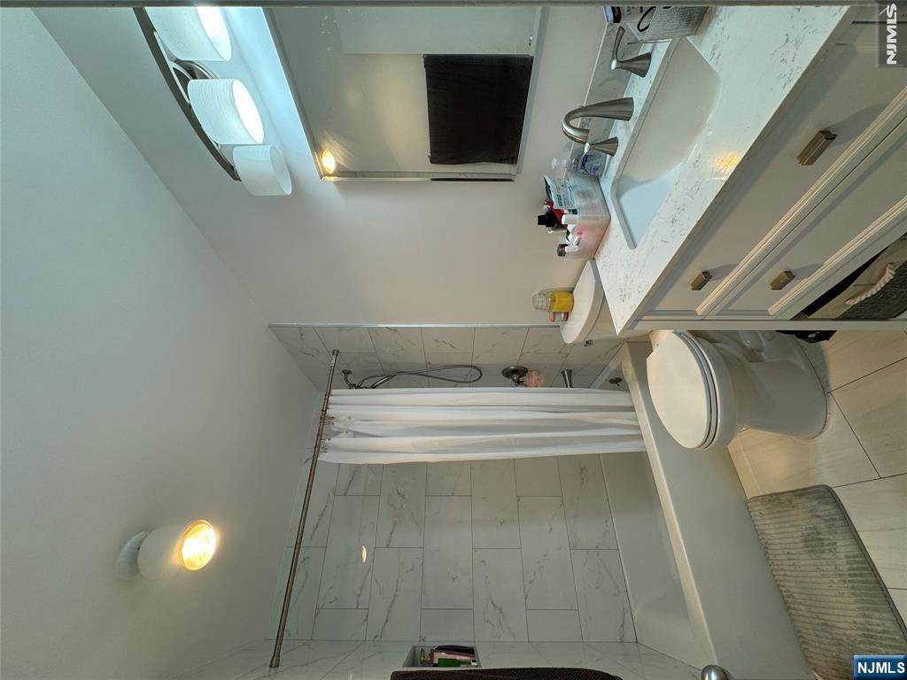 99 Teaneck, #305, Ridgefield Park, NJ 07660 Listing Photo  5