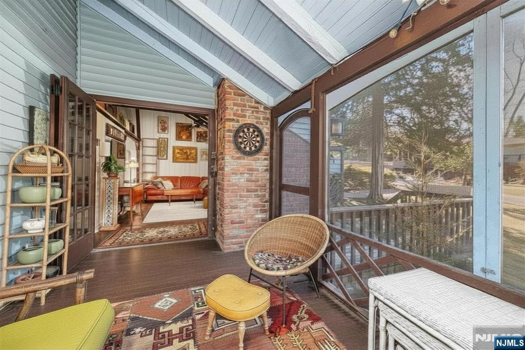 3 Hillspring Road - Photo 4