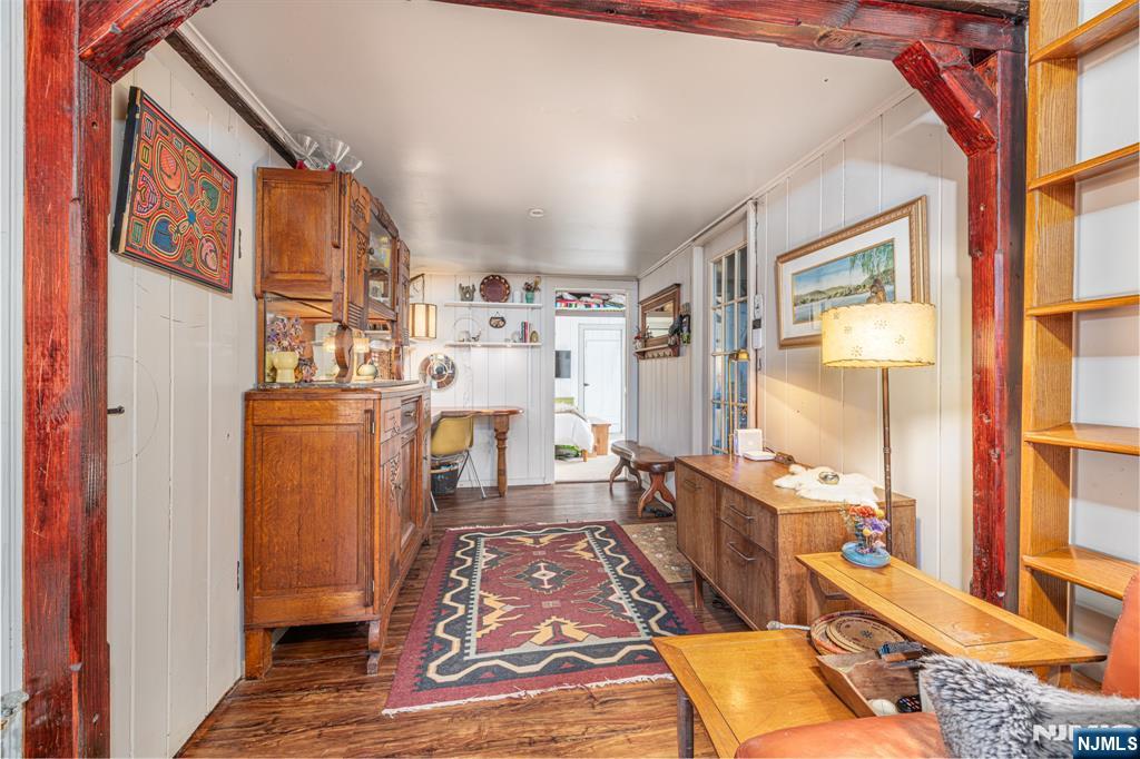 3 Hillspring Road - Photo 5