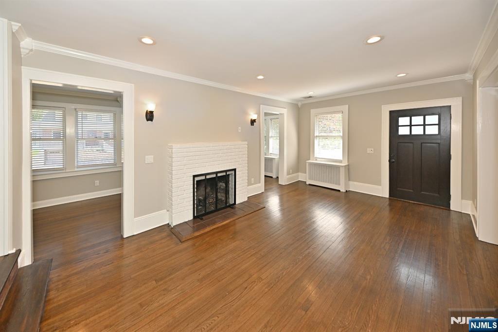 217 Elmwood Avenue - Photo 4