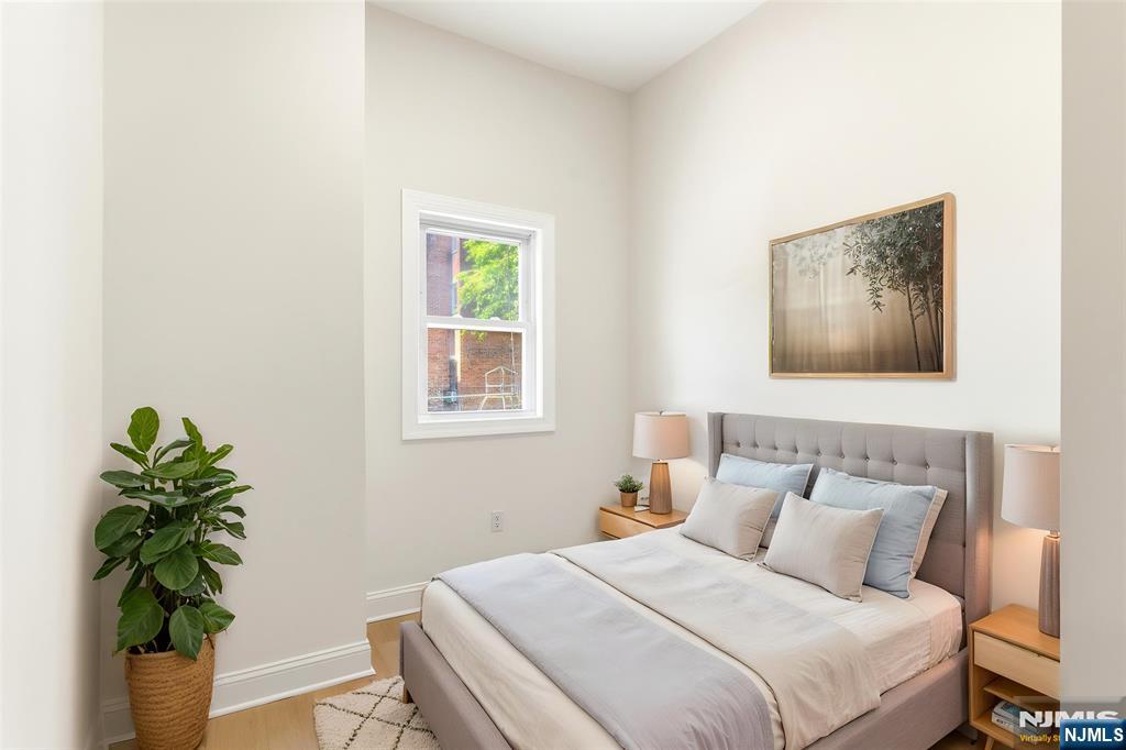83 Sherman Avenue, Newark, NJ 07114 Listing Photo  4