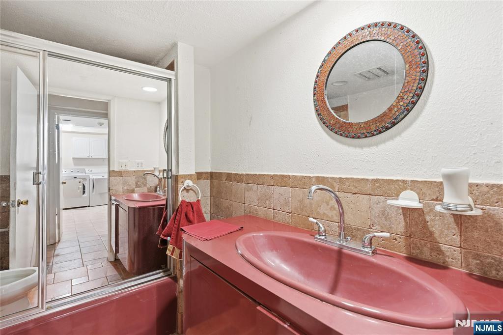12 E Saddle River Road, Saddle River, NJ 07458 Listing Photo  18