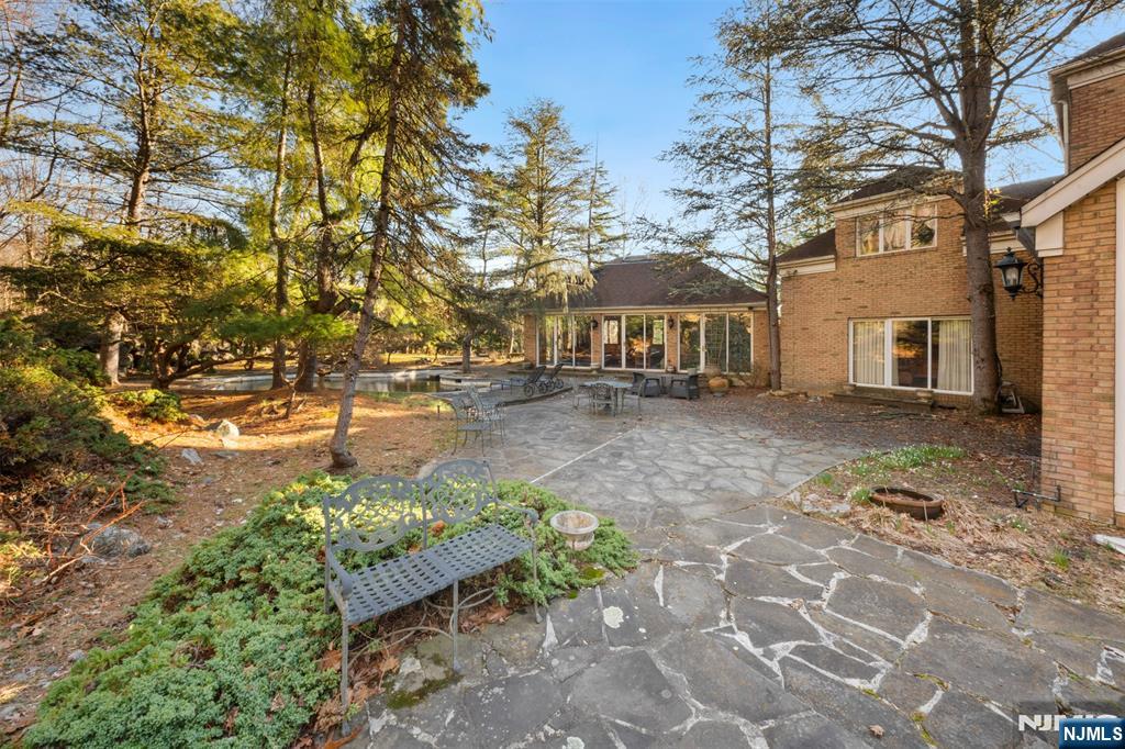 12 E Saddle River Road, Saddle River, NJ 07458 Listing Photo  38