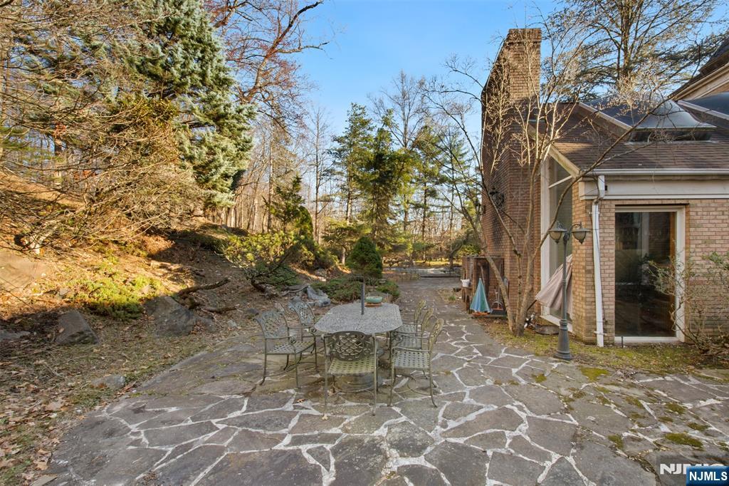 12 E Saddle River Road, Saddle River, NJ 07458 Listing Photo  40
