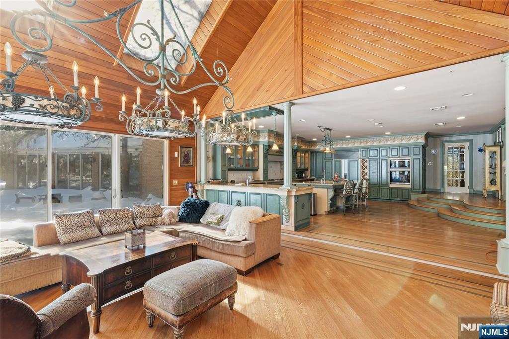 12 E Saddle River Road, Saddle River, NJ 07458 Listing Photo  6