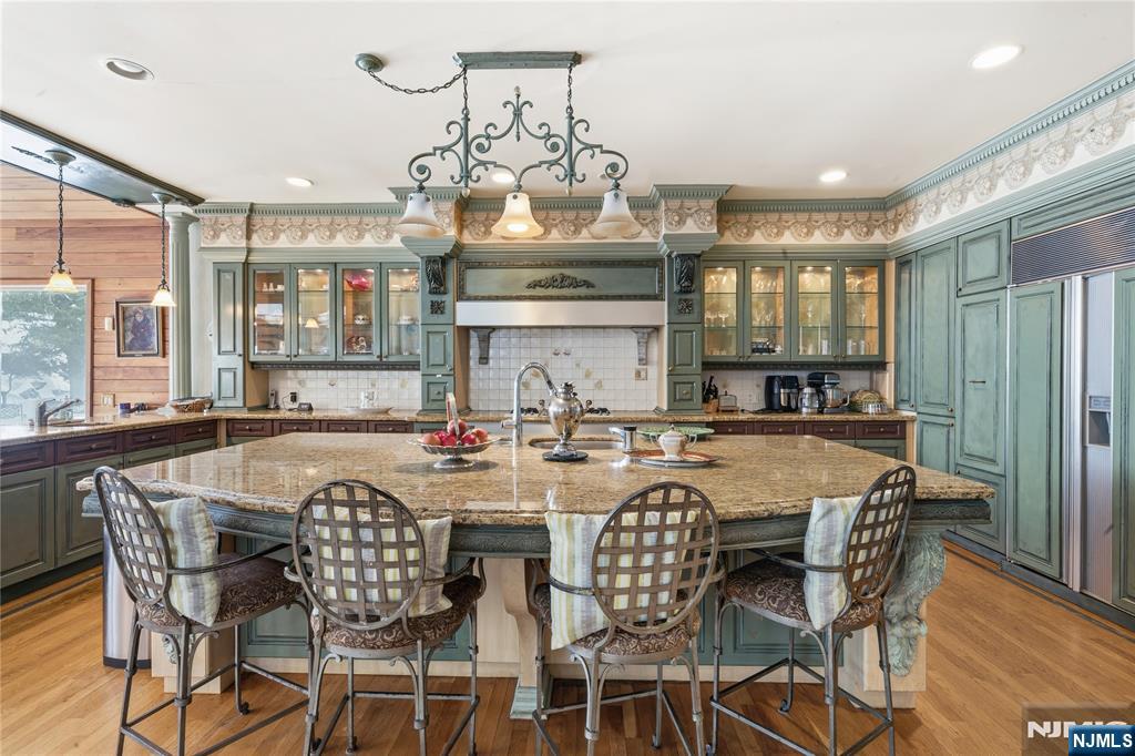 12 E Saddle River Road, Saddle River, NJ 07458 Listing Photo  7
