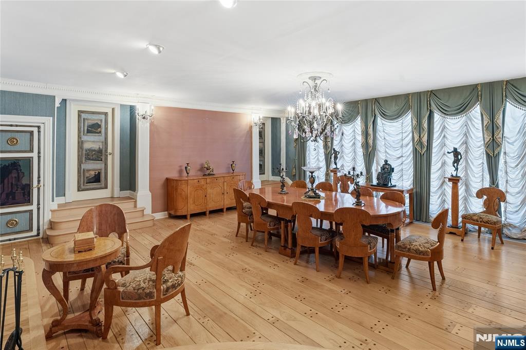 12 E Saddle River Road, Saddle River, NJ 07458 Listing Photo  9