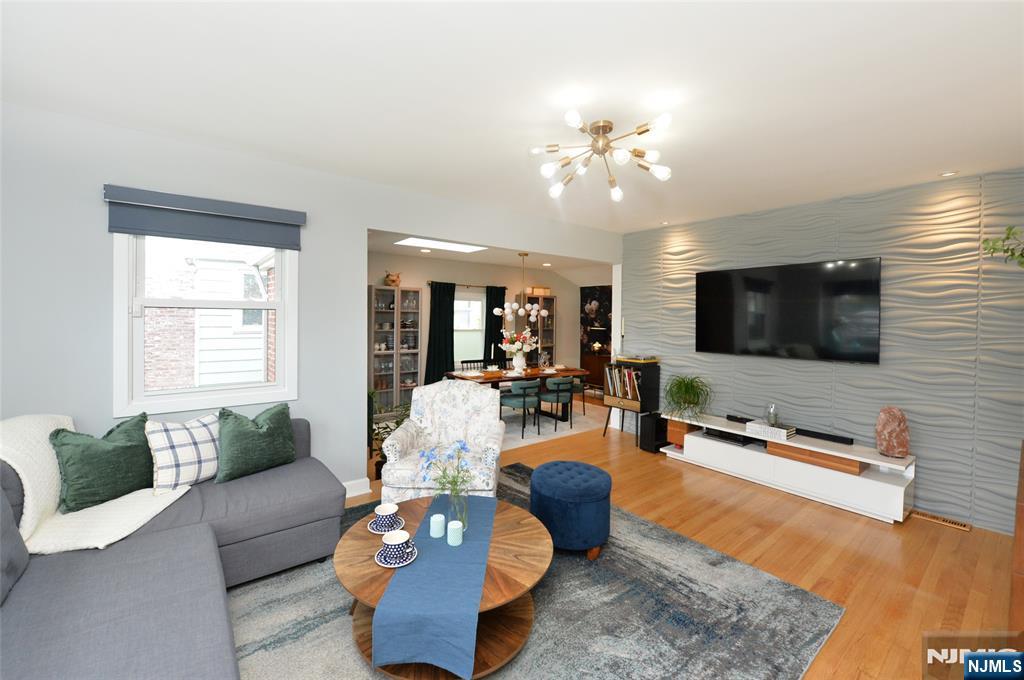 12-59 Edward Street - Photo 4