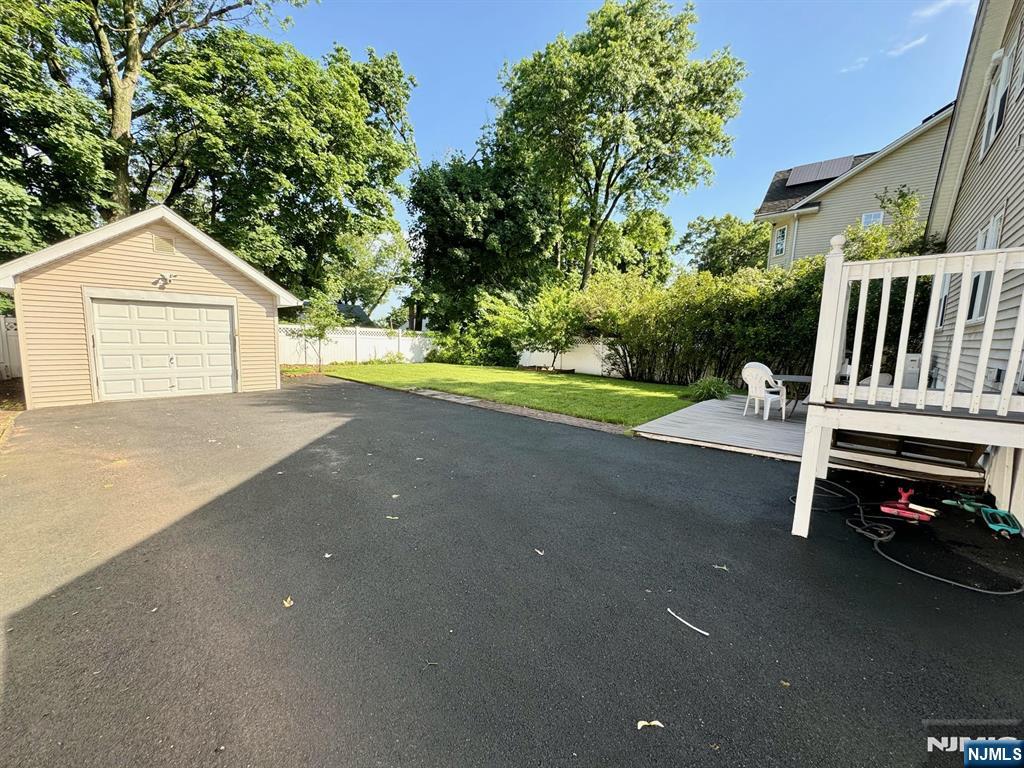 126 Irving Street - Photo 1