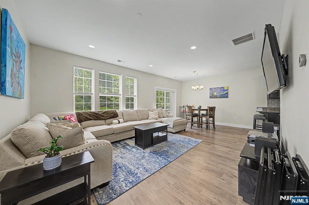 411 Parkview Lane - Photo 3
