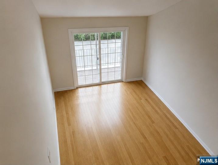 362 Cambridge - Photo 2