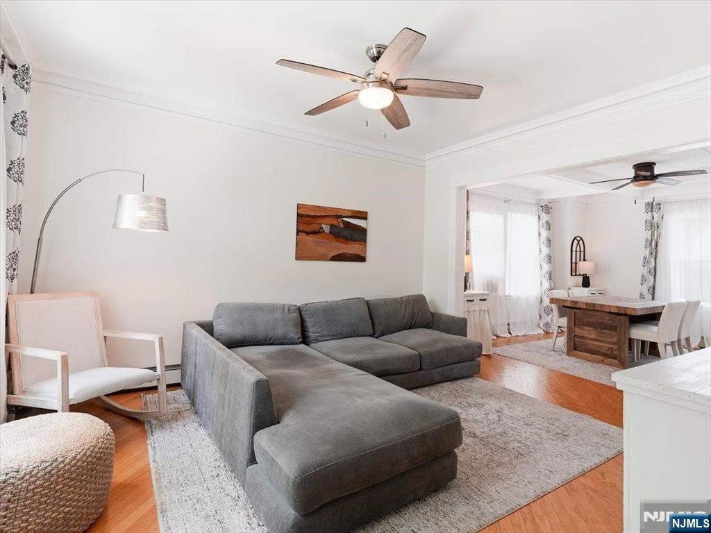 122 Glenwood Avenue - Photo 2