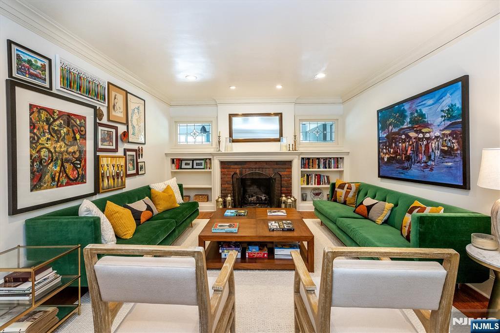 242 Forest Avenue - Photo 7
