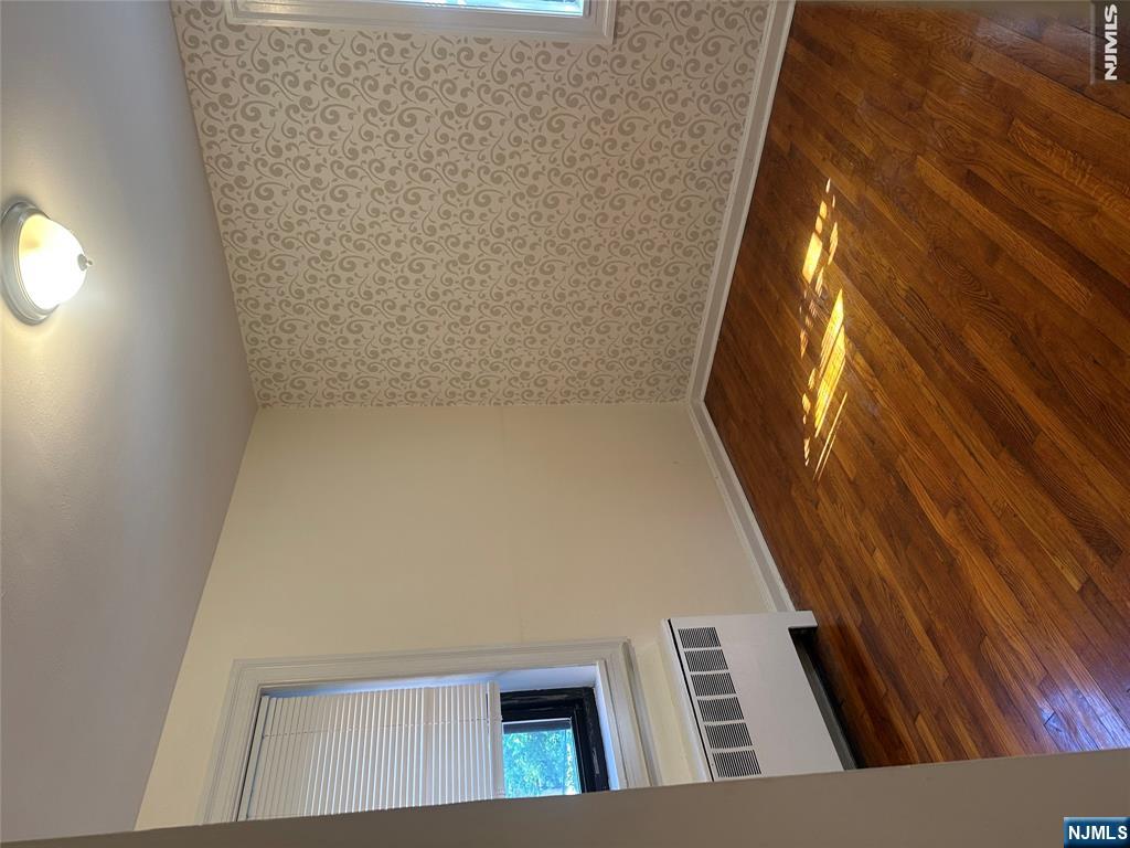 2329 Hudson Terrace B15 - Photo 2
