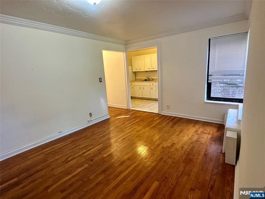 2329 Hudson Terrace B15 - Photo 5