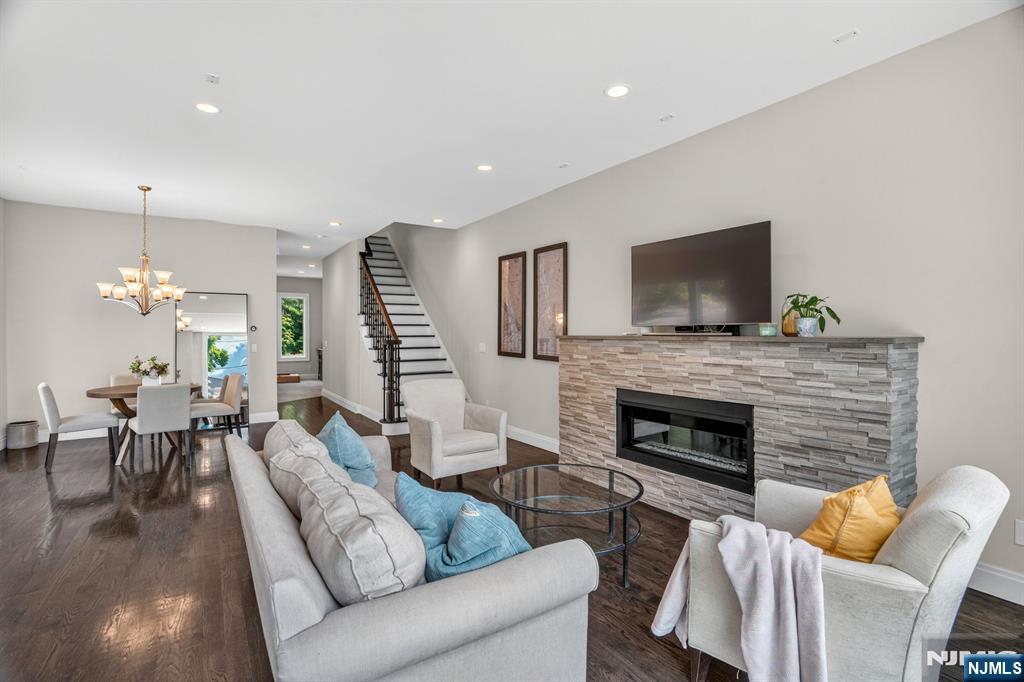 14 Hooks Lane - Photo 3