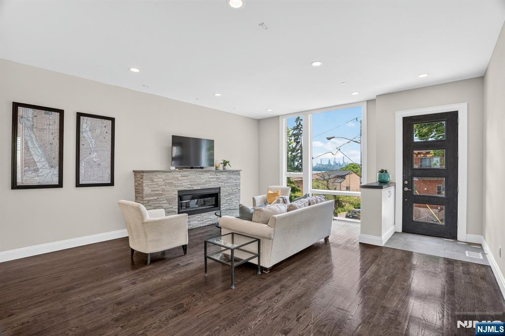 14 Hooks Lane - Photo 4