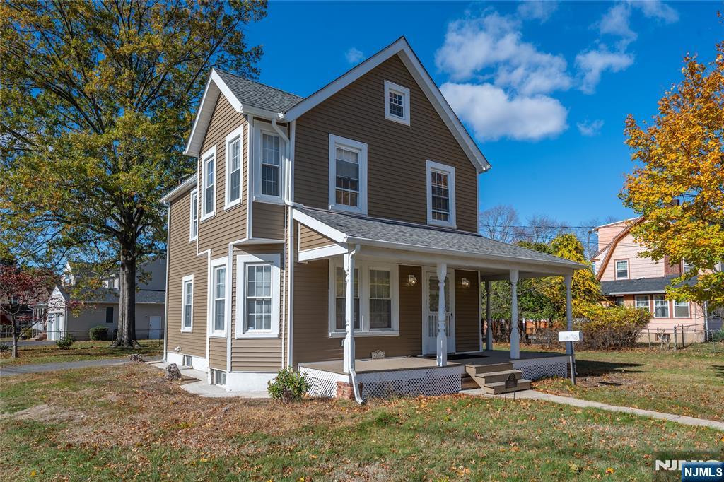 238 Van Avenue - Photo 1