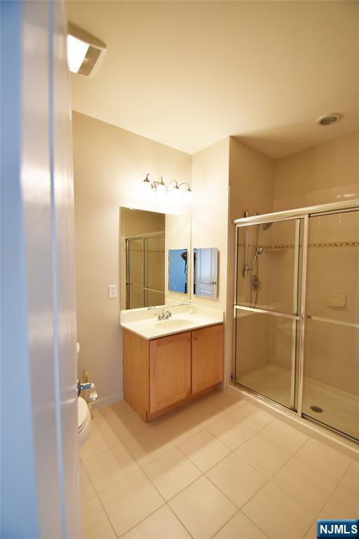 2312 Ramapo Court - Photo 5
