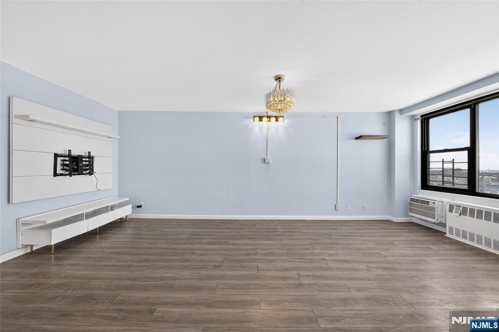 10 Huron Avenue 8J - Photo 2