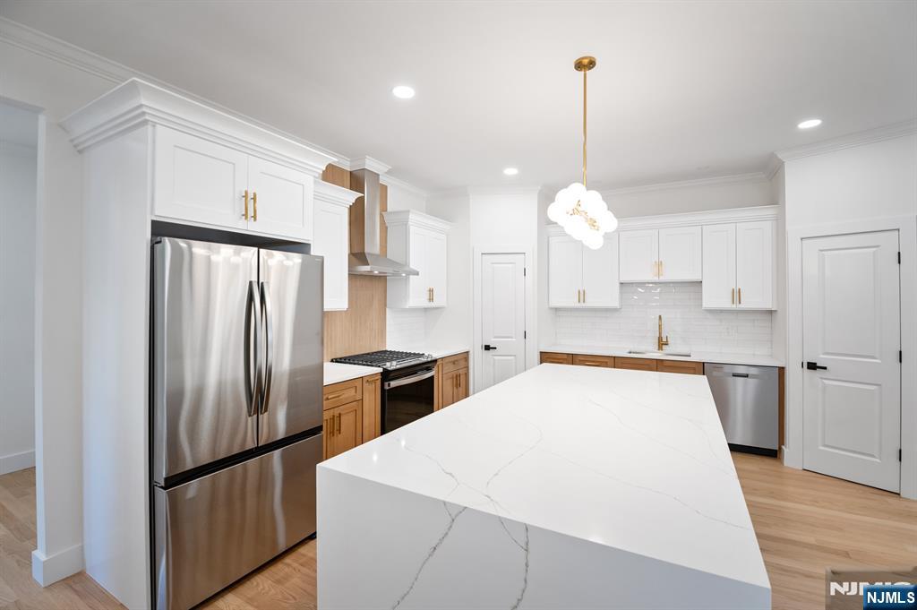496 Central Avenue - Photo 5