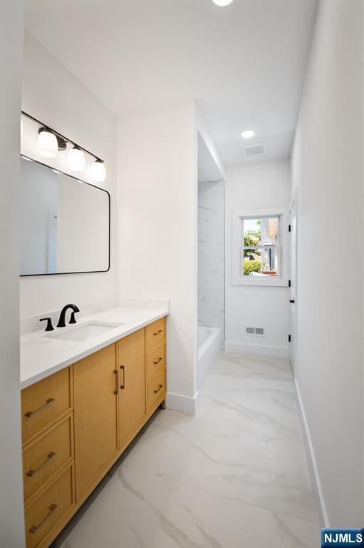 496 Central Avenue — photo 9