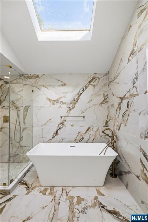 207 Herbert Avenue — photo 28