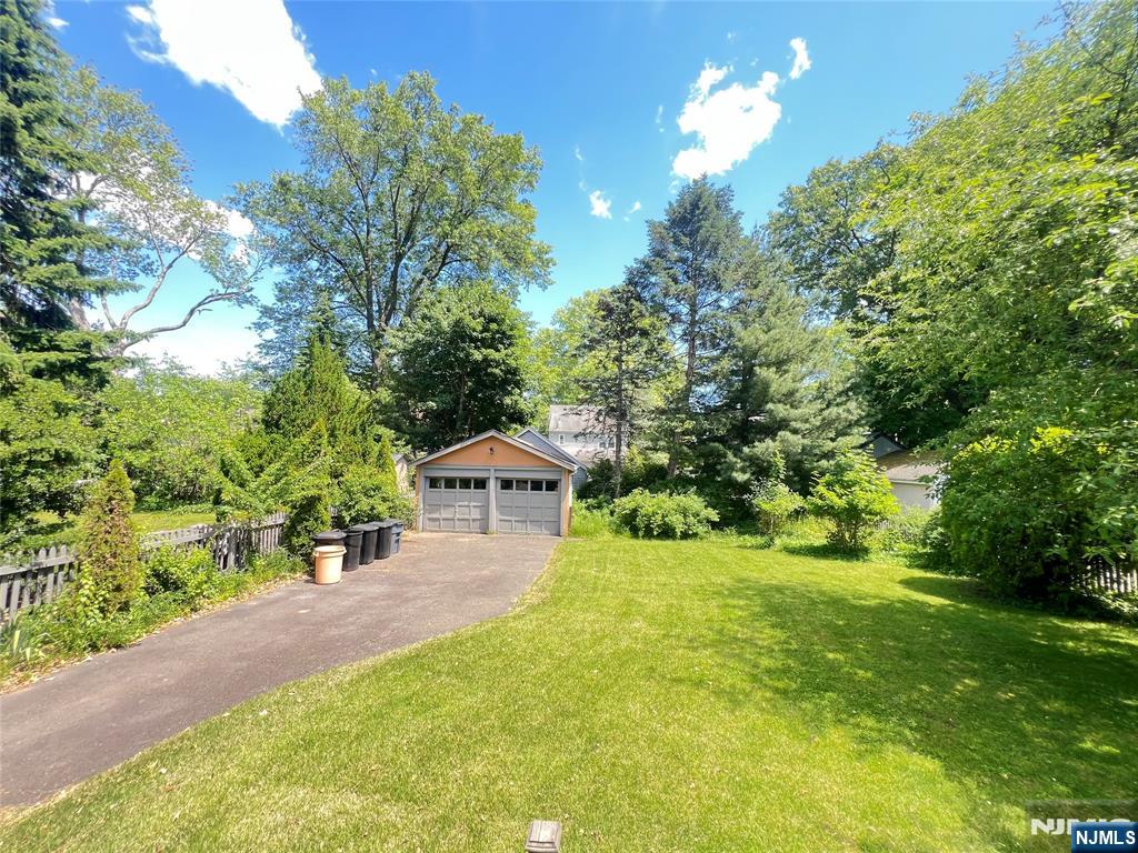 325 Bogert, Ridgewood, NJ 07450 Listing Photo  12
