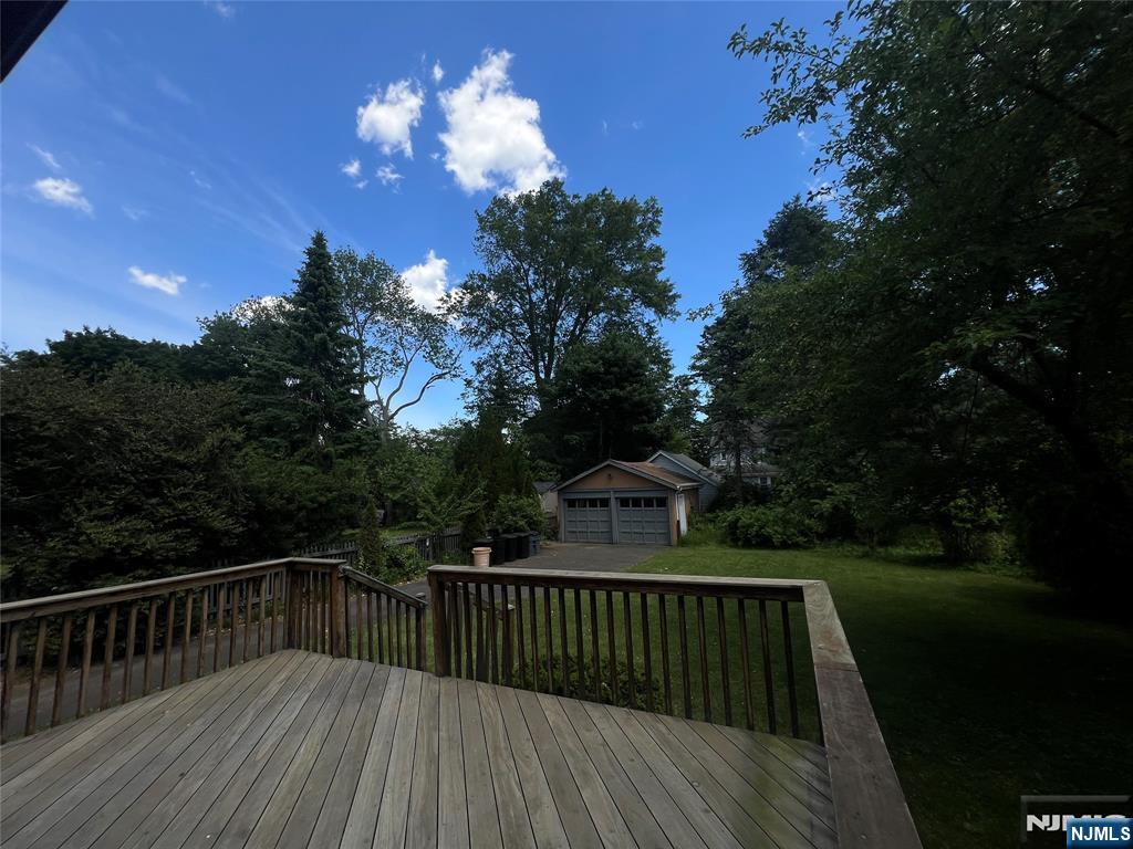 325 Bogert, Ridgewood, NJ 07450 Listing Photo  16