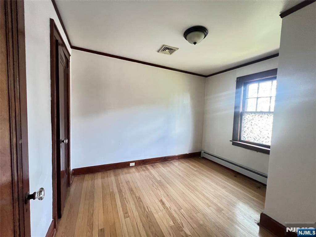 325 Bogert, Ridgewood, NJ 07450 Listing Photo  19
