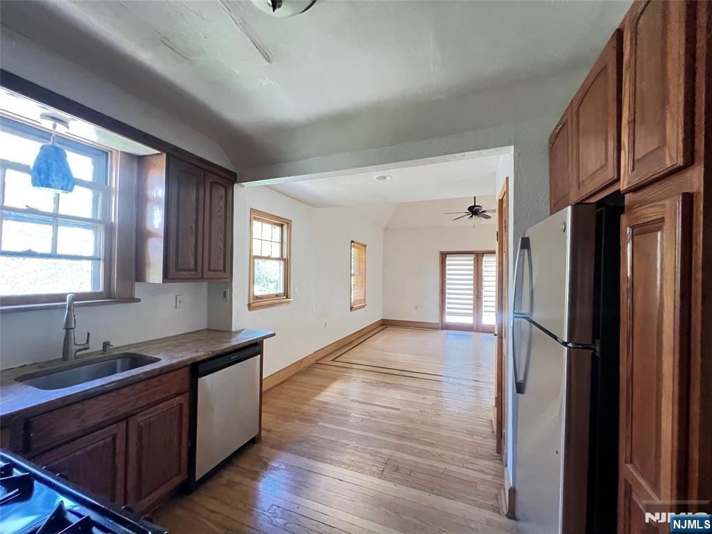 325 Bogert, Ridgewood, NJ 07450 Listing Photo  7