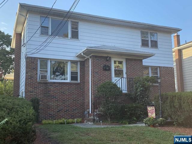 175 Delafield Avenue B - Photo 1