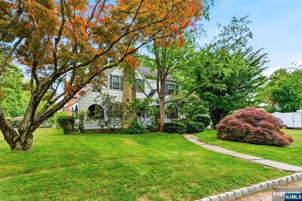 128 Meisel Avenue — photo 2