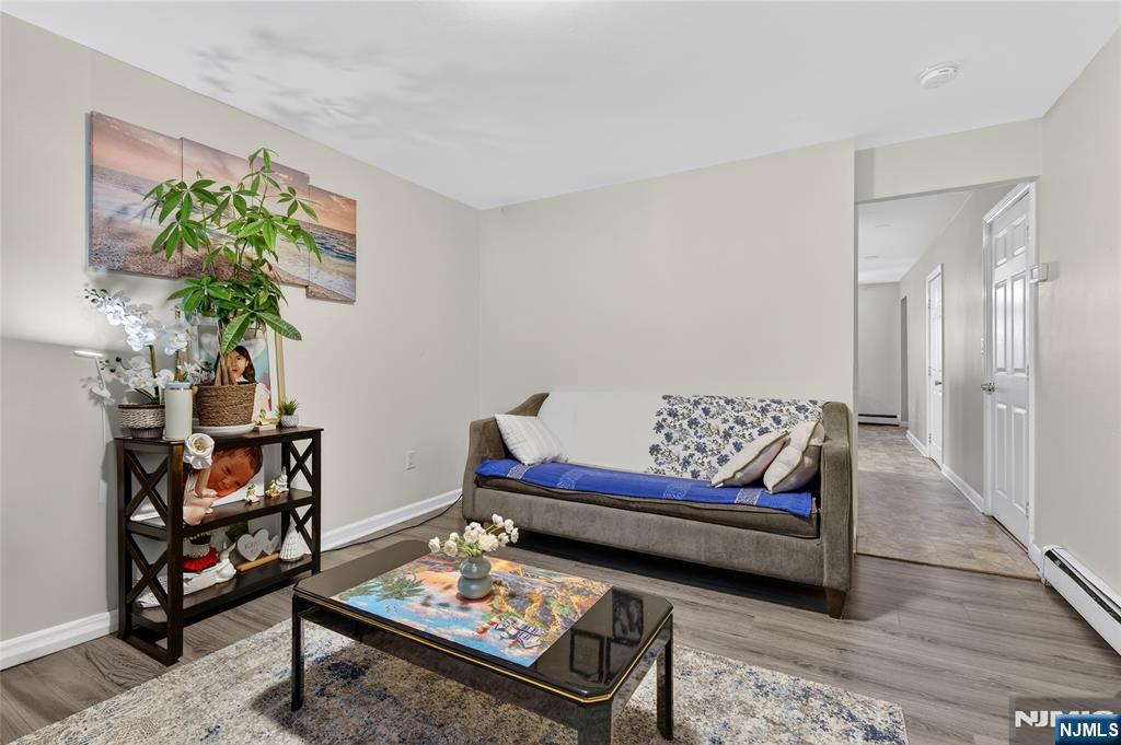 131 Paterson Avenue 2 - Photo 3