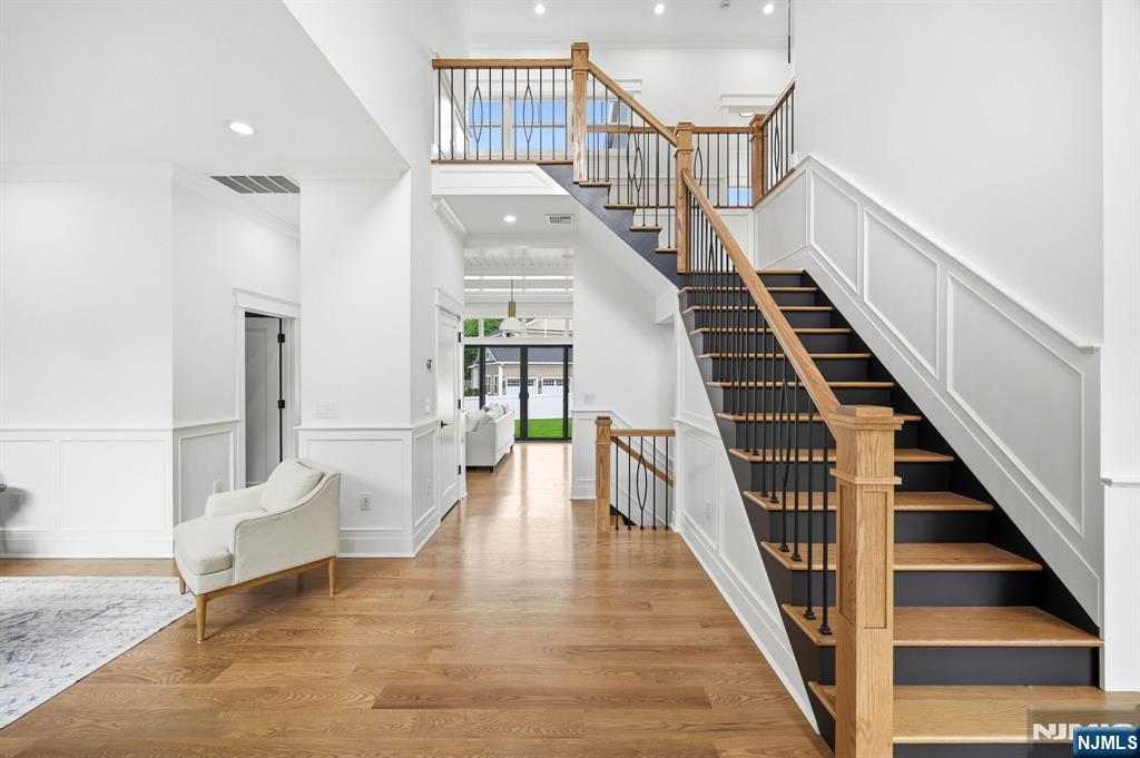 274 Hillside Avenue - Photo 2