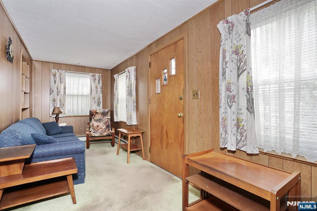 24 Erie Street - Photo 3