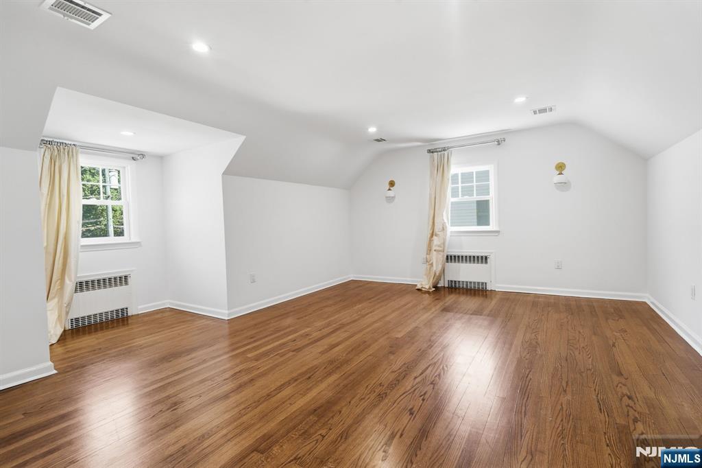 62 Jacobus Avenue