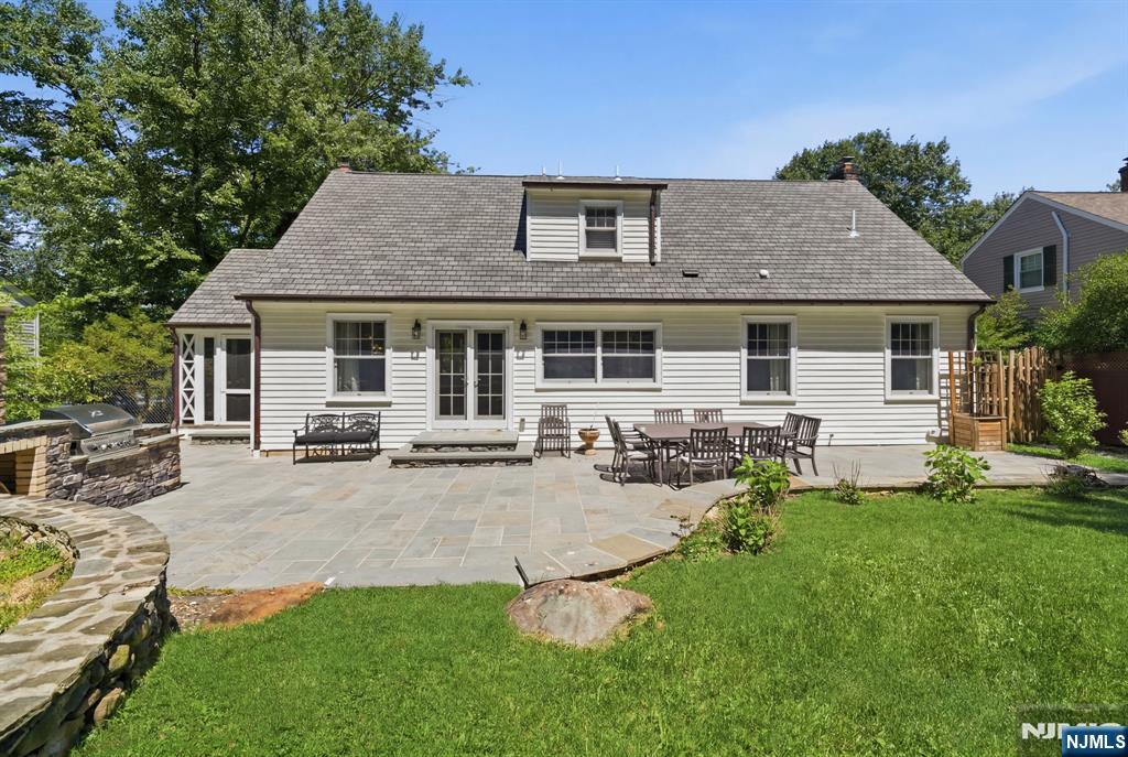 62 Jacobus Avenue