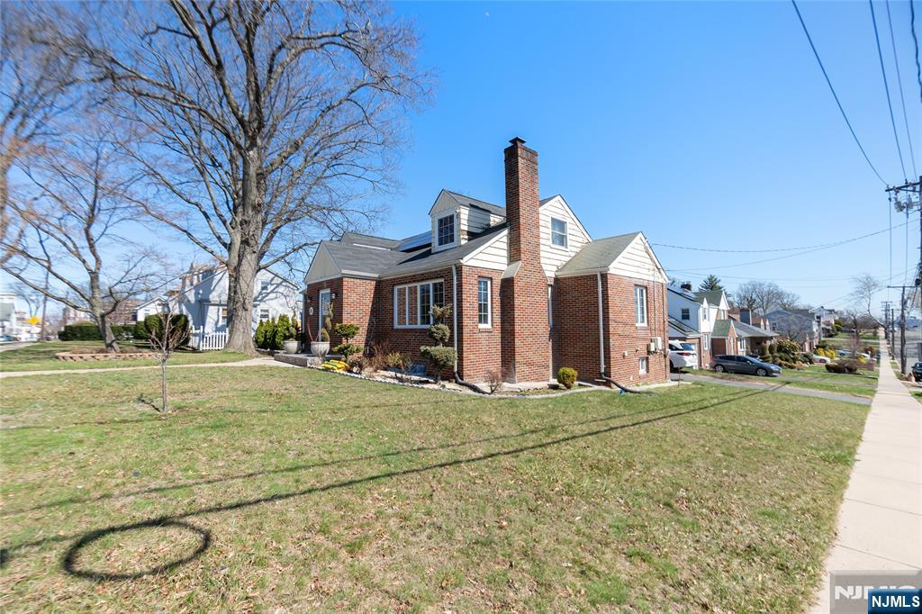 120 S Prospect Ave, Hackensack, NJ 07601